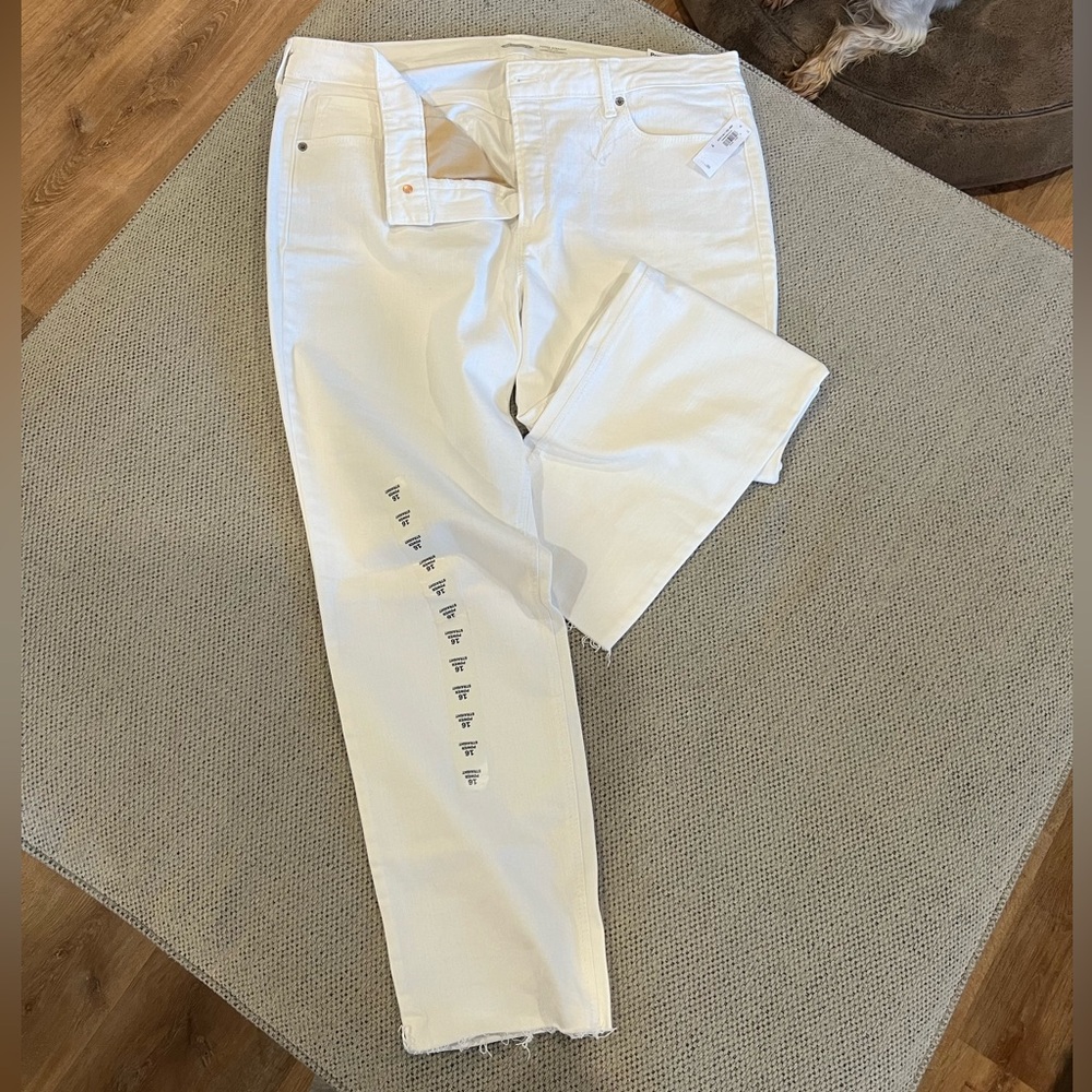 Old Navy Power Straight Jeans